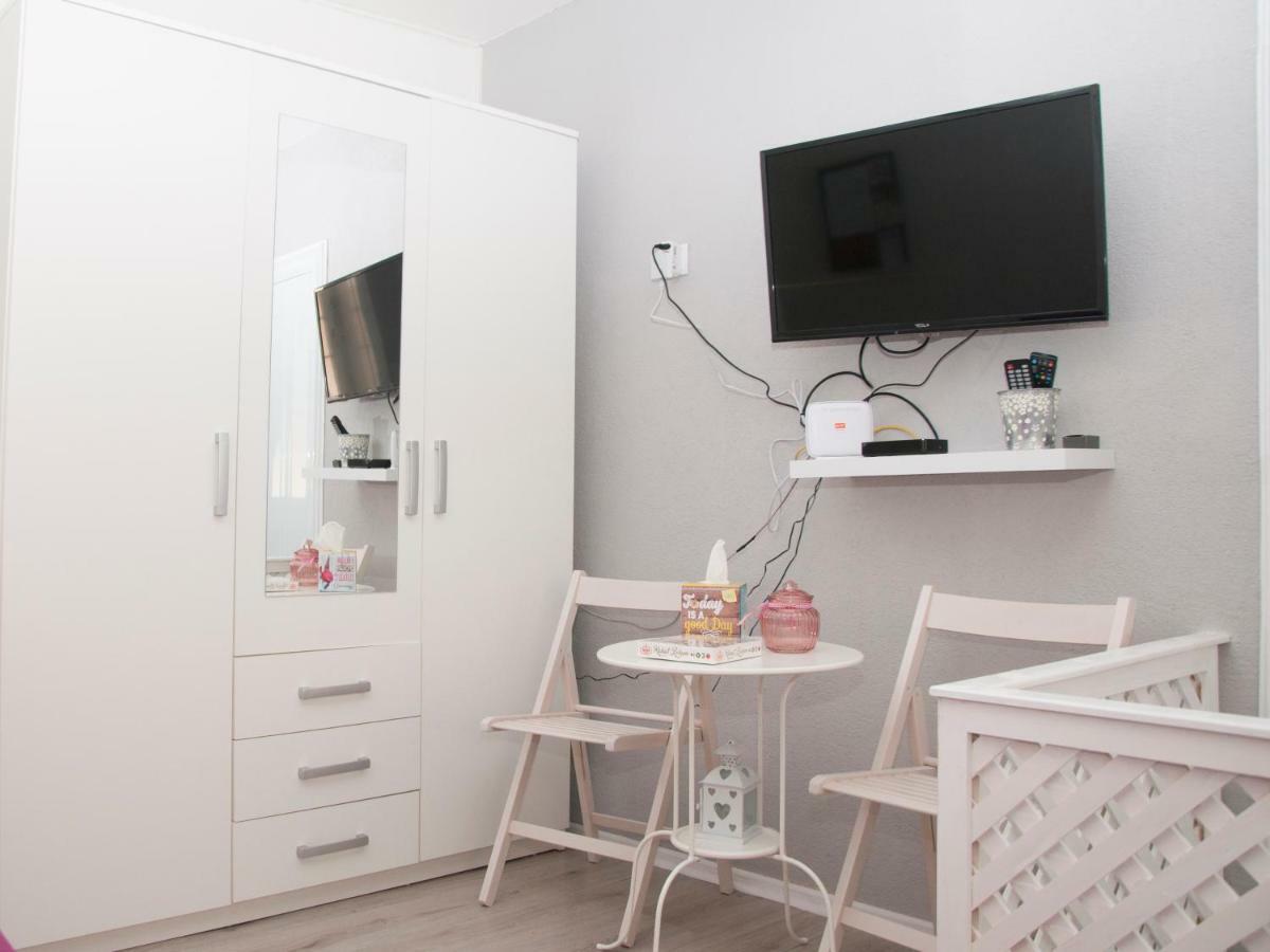 Bistrik Rose Apartment Szarajevó Kültér fotó